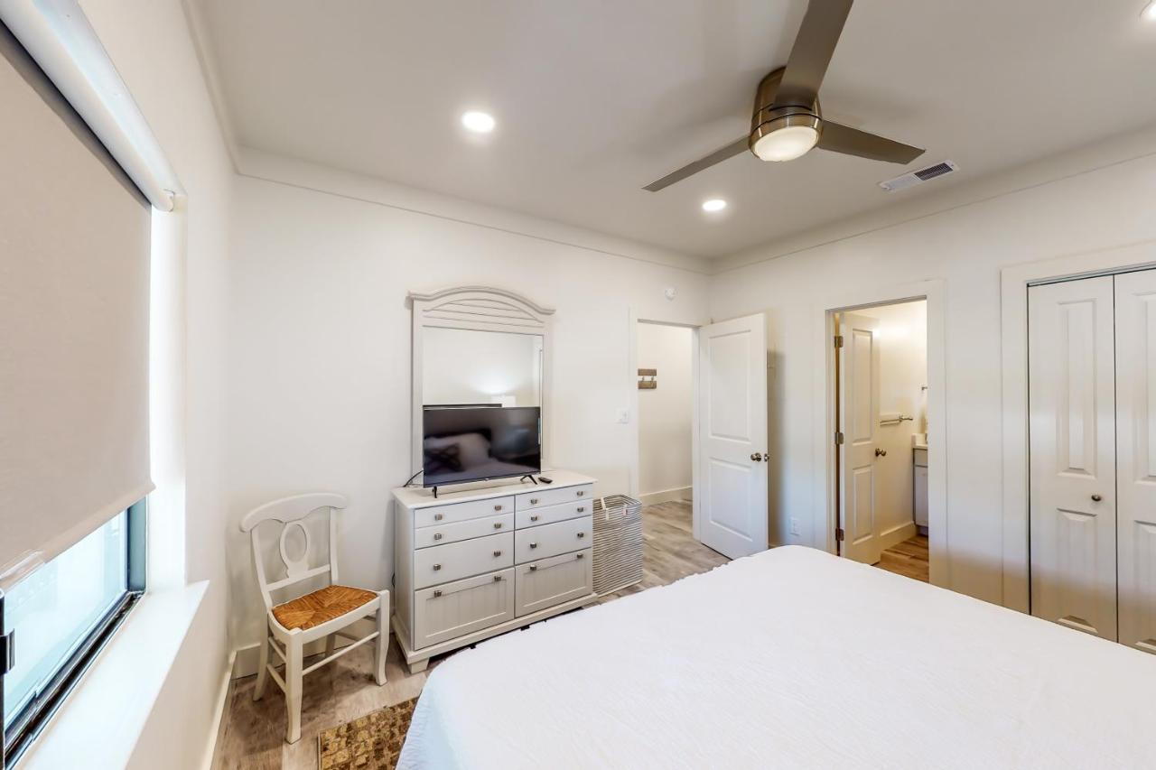 فيلا The Palms At Seagrove شاطئ سانتا روزا المظهر الخارجي الصورة