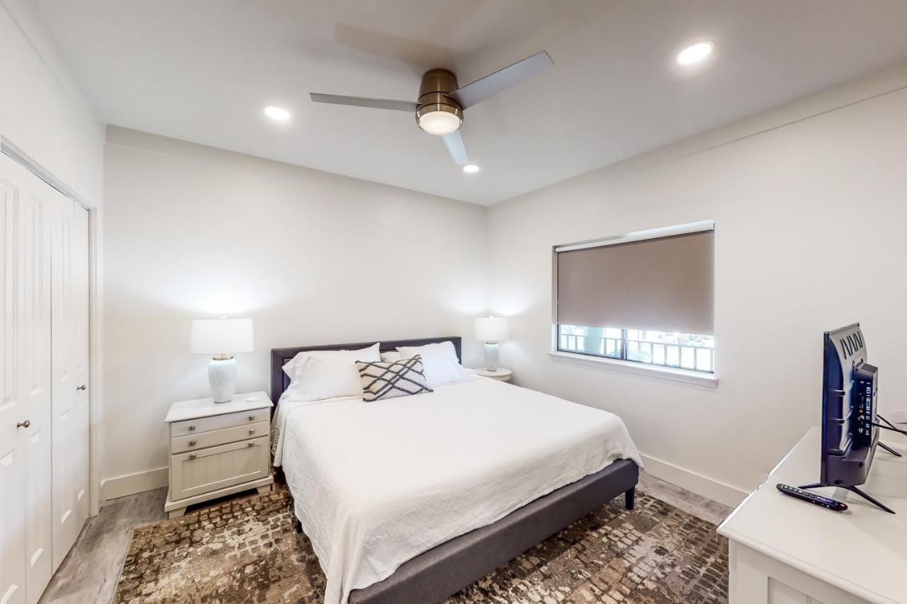 فيلا The Palms At Seagrove شاطئ سانتا روزا المظهر الخارجي الصورة